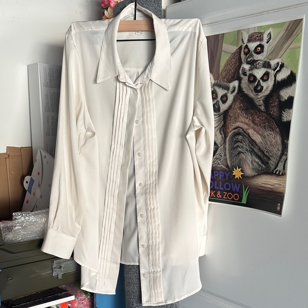Banana Republic Cream Blouse